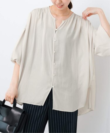 ドライタッチギャザーブラウス