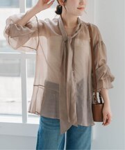 シアーボウタイブラウス