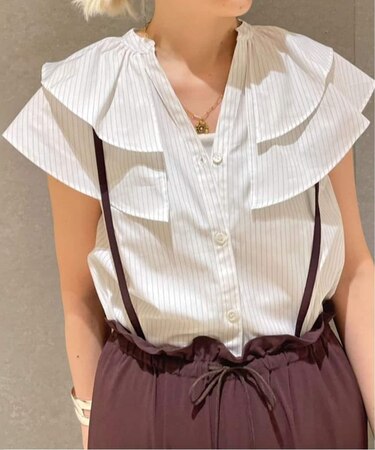 Ruffle Collar ノースリーブブラウス