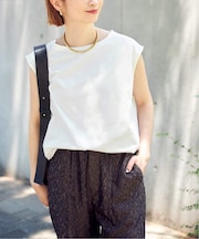 バックタックニュアンスフレンチTシャツ