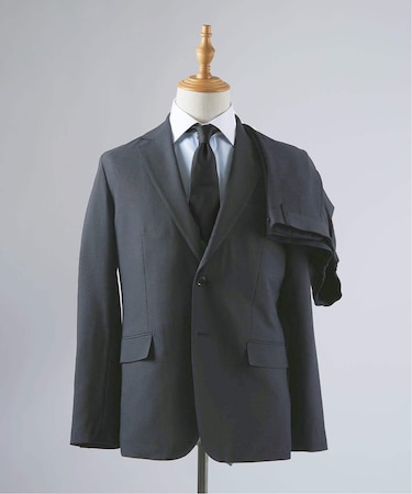 サージスーツ / セットアップ