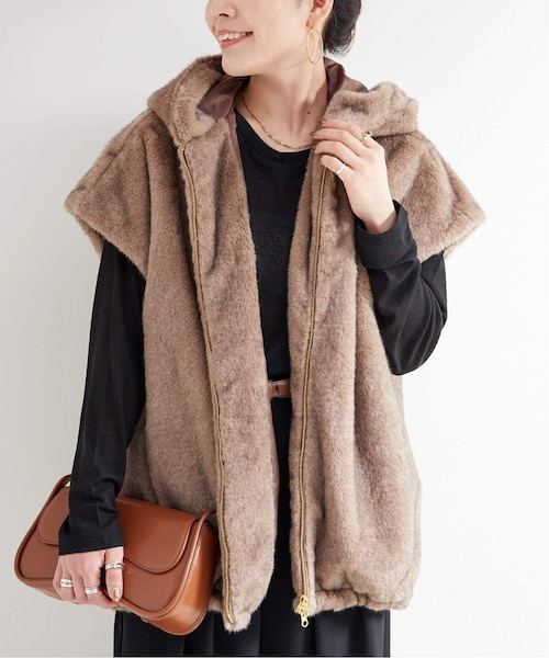 Super Beauty フード付きベスト 42サイズ 手洗い可 / フード付きミンク調ファーベスト｜ベーセーストックの