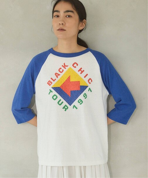 BLACK chic Tシャツ