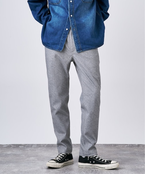 ブラッシュド ストライク ストレッチ テーパードスラックス