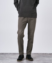 ブラッシュド ストライク ストレッチ テーパードスラックス