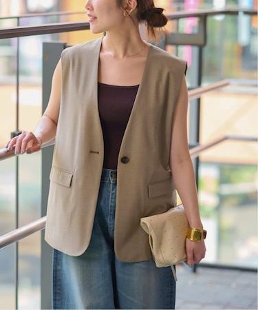 ［25AW新作］フラップポケットノーカラージレ