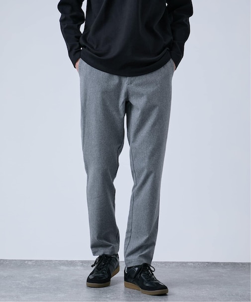 WONDER SHAPE スリムテーパードパンツ