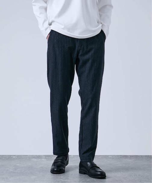 WONDER SHAPE スリムテーパードパンツ