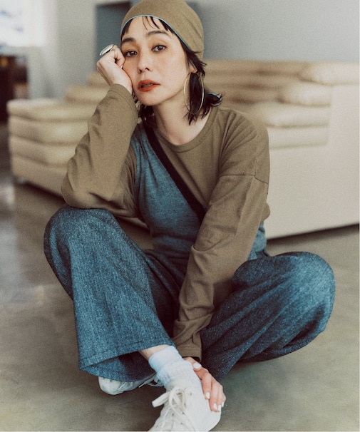 ［25AW新作］【RENA x relume】スカーフ付きロングスリーブTEE