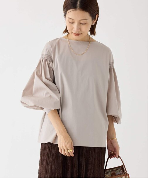 シャーリングブラウス