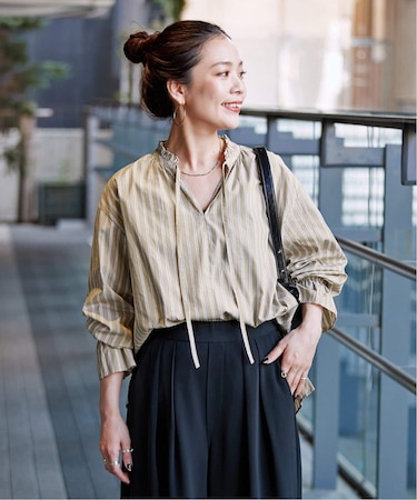 《追加》ウォッシャブル / フリルスキッパーブラウス