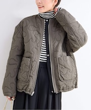 保温性 / ナイロンタフタ / 刺繍キルトリバーシブルブルゾン