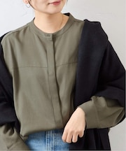 クルーネックツイルブラウス
