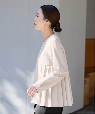 手洗い可 / 切り替えプリーツブラウス