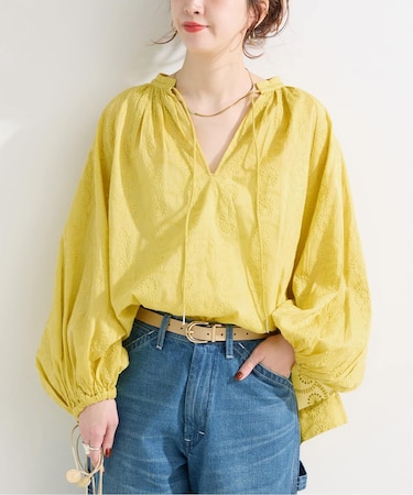 ウォッシャブル / 刺繍スキッパーブラウス