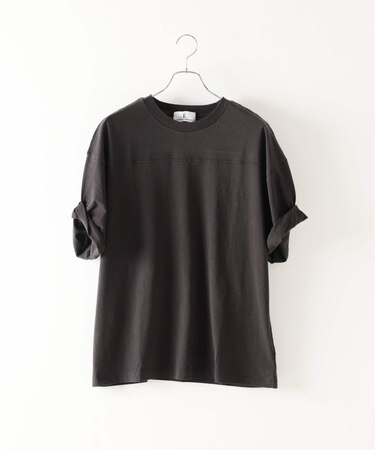 E. ×TanC (タンク)  FOOTBALL TEE