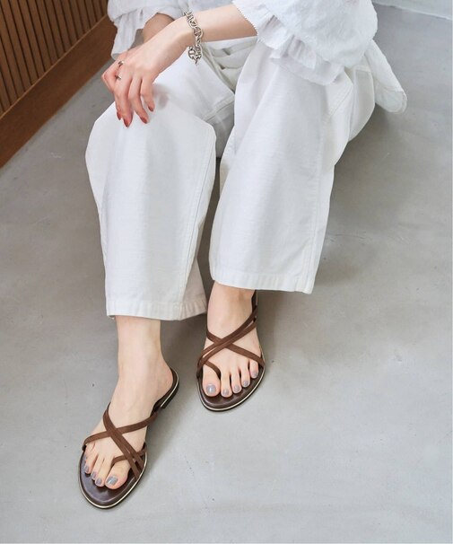 ダブルクロストングサンダル