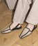 ベージュ