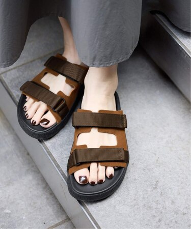 VEJA/ヴェジャ ARPOADOR サンダル AP3221556