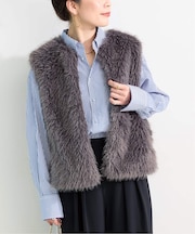 FUR VEST