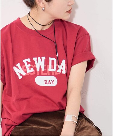 JS FES PREPPY Tシャツ