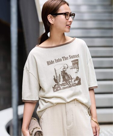 HOWIECLOTHING×FRAMeWORKグラフィックT