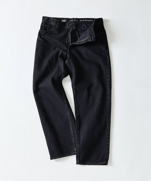 SLIM TAPERED JEANS