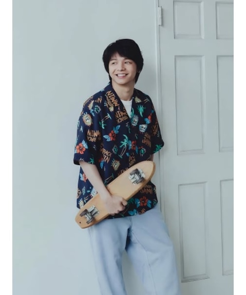 【CHILLAX】 レーヨン総柄スカル BIGシャツ　半袖シャツ