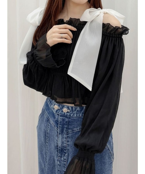 ショルダーリボンオフショルブラウス
