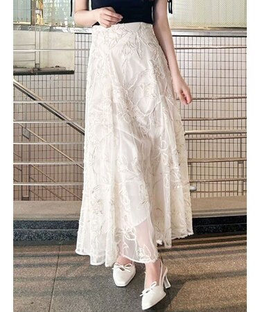 エンブロイダリースカート