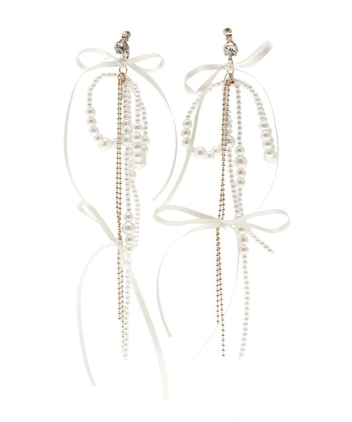 デコラティブリボンピアス