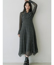 ツイストネックロングスリーブワンピース