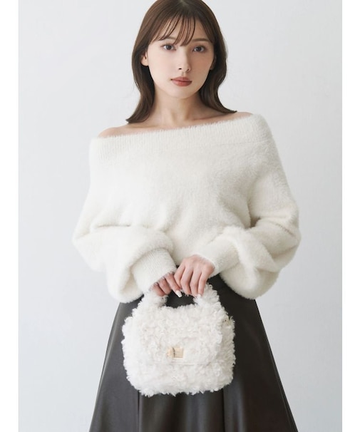 ミニシャギーオフショルニット