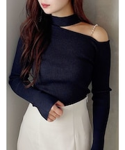 ショルダーパールチェーンロングスリーブニット