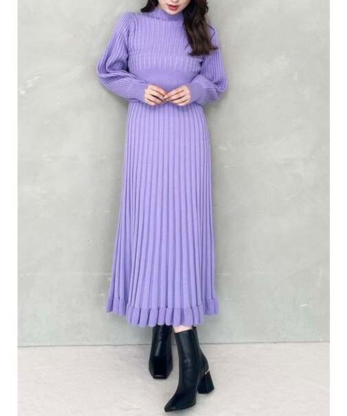ケーブルプリーツフレアニットワンピース
