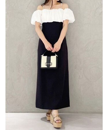 ボリュームバックリボンタイトワンピース