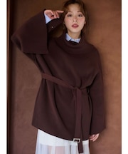 ベルテッドオフタートルニット