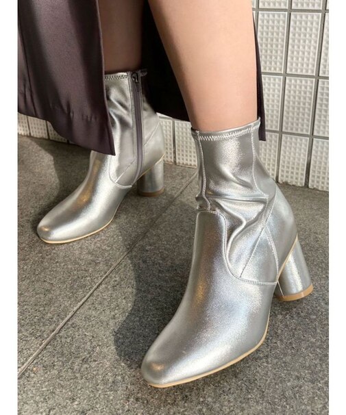 フェイクレザーデザインヒールストレッチショートブーツ