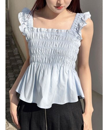 シャーリングフリルバックシャンブラウス