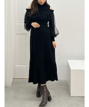 異素材ドッキングオフショルニットワンピース