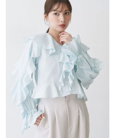 ラッフルブラウス