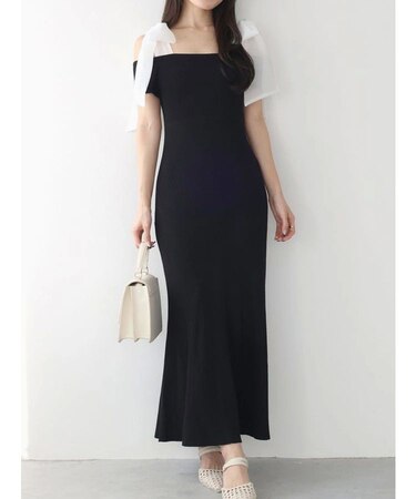 ショルダーリボンニットワンピース