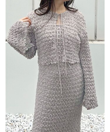 【OUNNOUN】シュリンクシャーリングクロップドブラウス