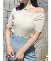 ショルダーパールチェーンニット