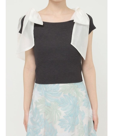 ショルダーリボンニット