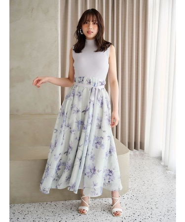 フラワードッキングノースリワンピース