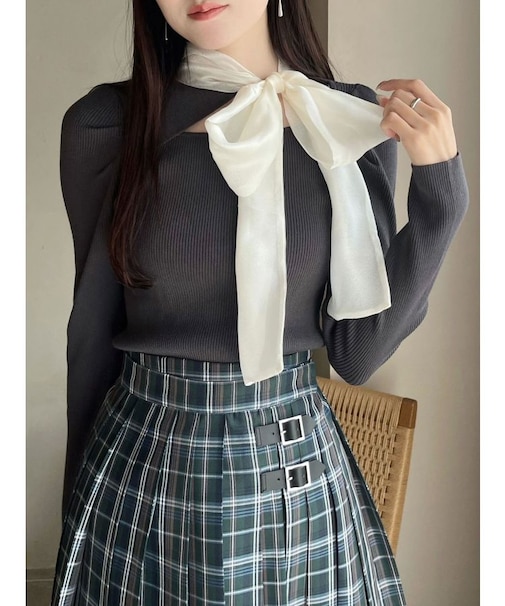 異素材リボンカットアウトニット