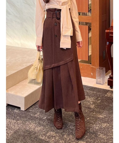 アシメタックトレンチスカート