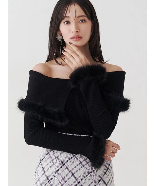 【WEB限定カラーあり】フェイクファートリミングニット