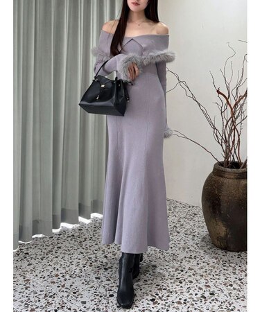 ファートリミングニットワンピース